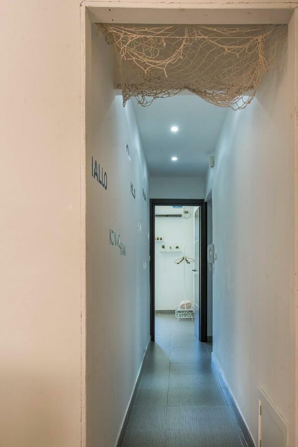 De Valois Apartment *